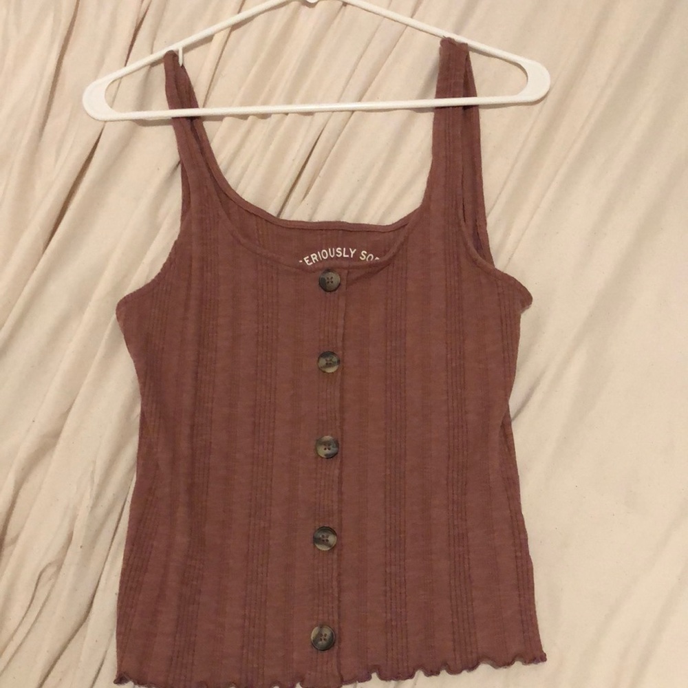 Maroon tank top